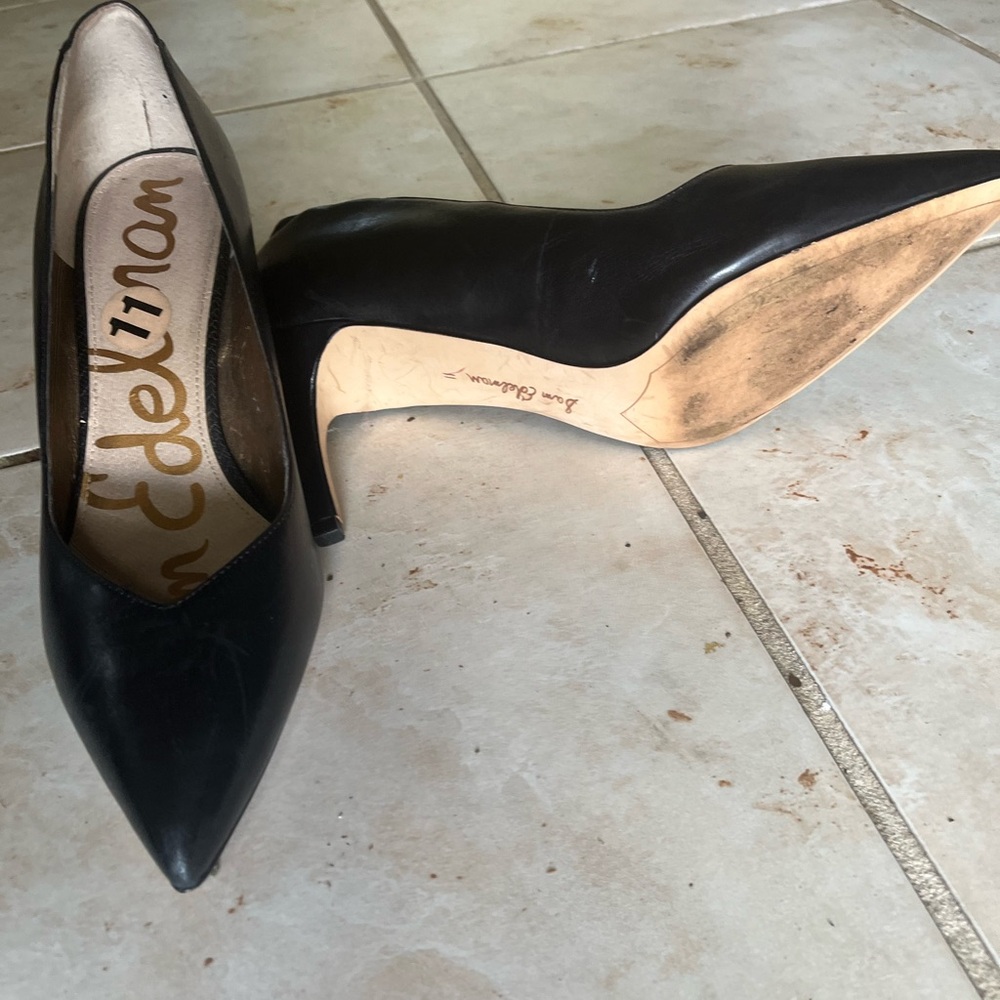 Sam Edelman Black Stiletto Heels Classic Design